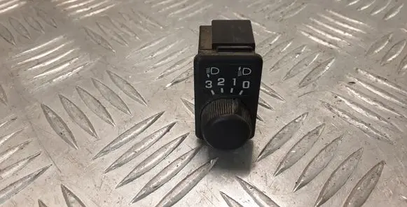 Nissan Terrano Headlight level height control switch 251900F000
