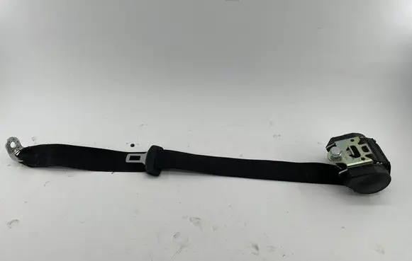 Audi A4 S4 B7 8E 8H Rear seatbelt 8E5857805M 6009173