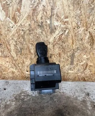 Mercedes-Benz E W211 Ignition lock 2115451008 33002207