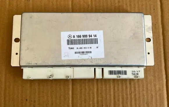 Mercedes-Benz GLS X166 Air suspension control unit module (rear) A1669009414