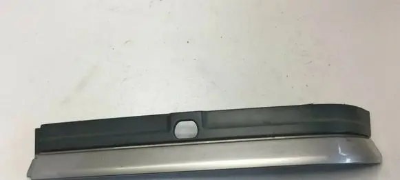 Land Rover Range Rover P38A Under headlight/headlamp trim T0142102