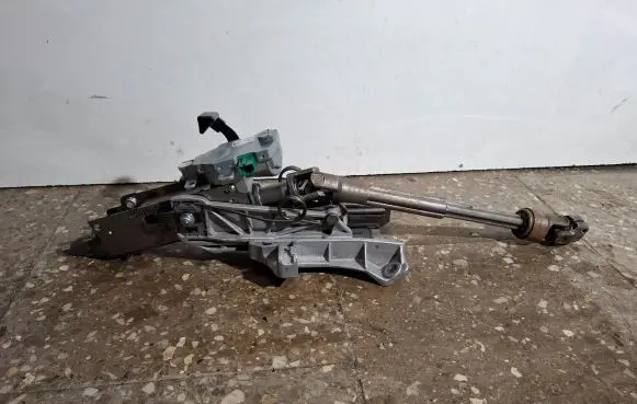 Steering wheel axle set