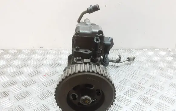 Skoda Octavia Mk1 (1U) Fuel injection high pressure pump 038130107D 0460404977