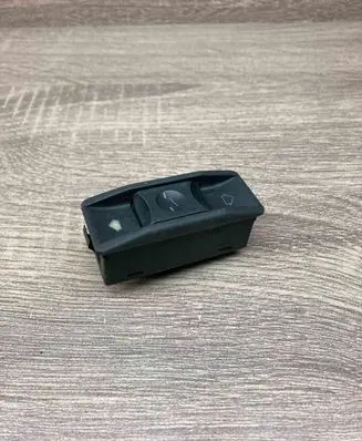 BMW 5 E34 Sunroof switch 1378862