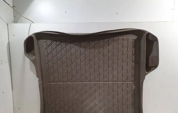 Volvo V70 Rubber trunk/boot mat liner 