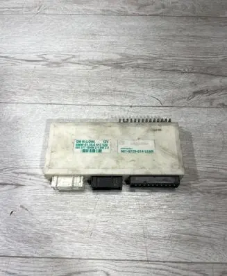 BMW 5 E39 Comfort/convenience module 6913520 61356913520 60837710HW