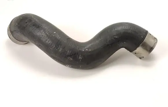 Mercedes-Benz E W212 Intercooler hose/pipe 2045286582