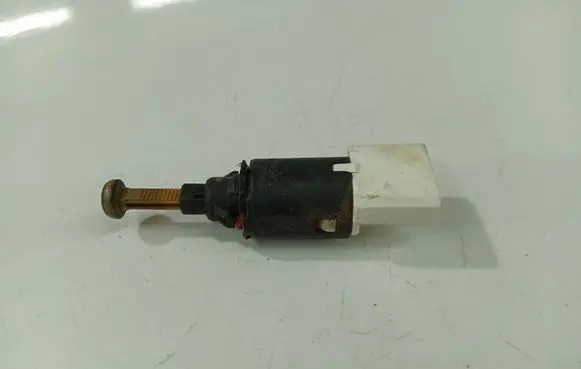 Peugeot 307 Brake pedal sensor switch 9643478880