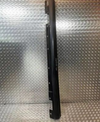Mercedes-Benz C W204 Sill A2046981354