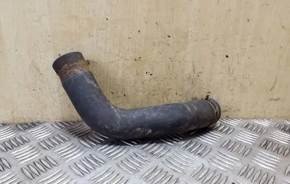 Subaru Legacy Engine coolant pipe/hose