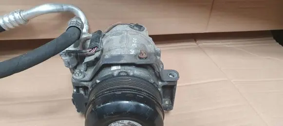 Mercedes-Benz C W204 Air conditioning (A/C) compressor (pump) A0008302700