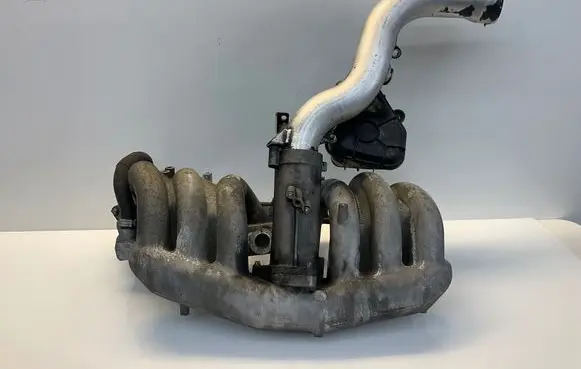Mercedes-Benz E W211 Intake manifold