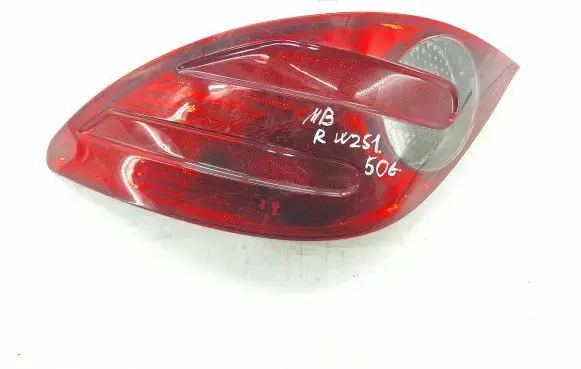 Mercedes-Benz R W251 Rear/tail lights 909905 8301206 H271907