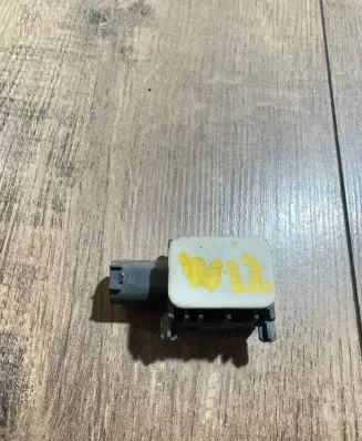 Mercedes-Benz ML W164 Airbag deployment crash/impact sensor 0038202926 120106 13240228