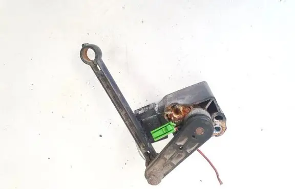 Mercedes-Benz CLS C219 Front height sensor lever a0105427717