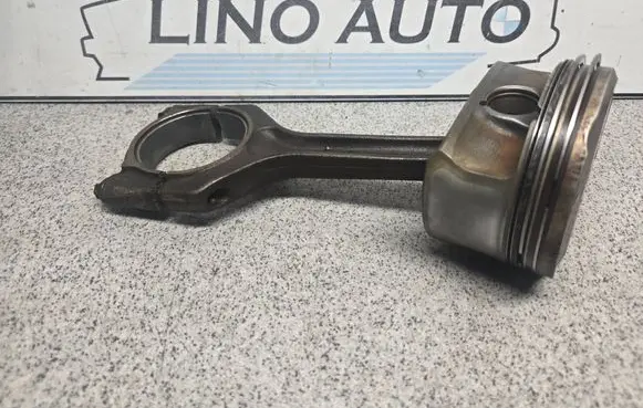 BMW X3 F25 Piston with connecting rod 11247589540 11257558528