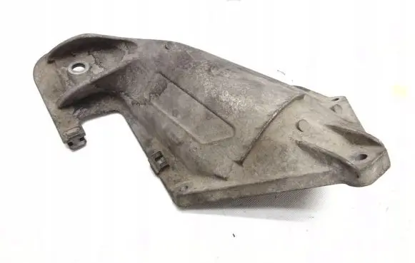Land Rover Range Rover L322 Engine mount bracket