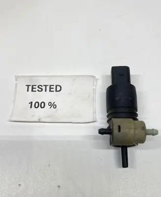 Volkswagen Touran I Windscreen/windshield washer pump 1T0955651A