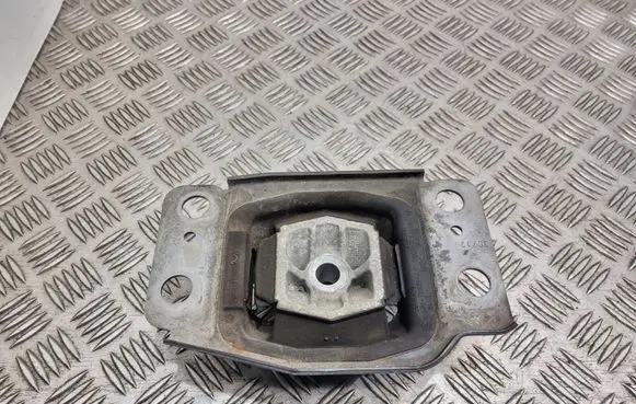 Ford S-MAX Engine mount bracket 6G917M121AC 6G917M121BC