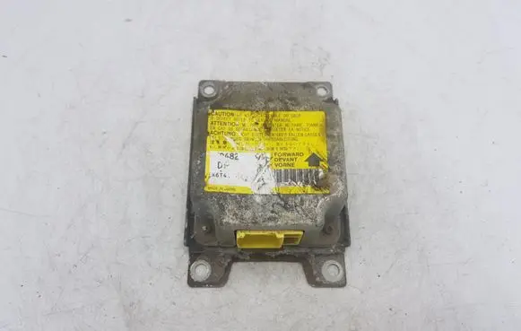 Mitsubishi Pajero Sport I Airbag control unit/module NOCODE FP482 X6T41