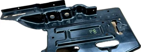 GMC Yukon Battery box tray 03510R6