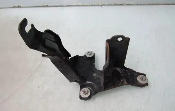 Mazda 3 ABS control unit/module 