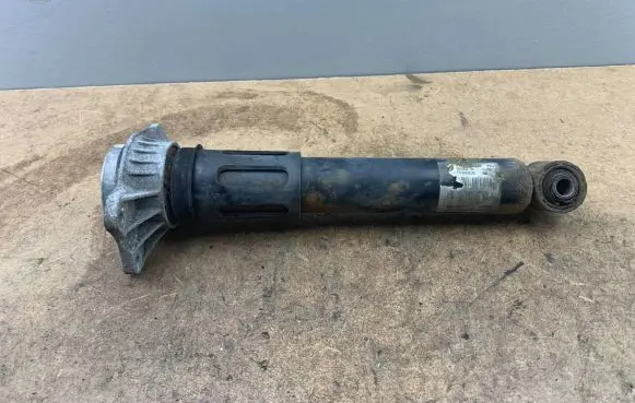 BMW 5 GT F07 Rear shock absorber/damper 33526795449 6795449 33526798150