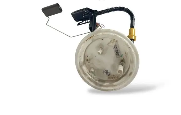 BMW 5 E60 E61 Fuel level sensor 6765849