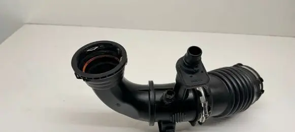 BMW 8 G15 Air intake duct part 7934485