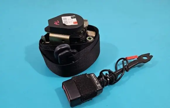 Mercedes-Benz A W169 Front seatbelt 602677300 IMPRK1387747