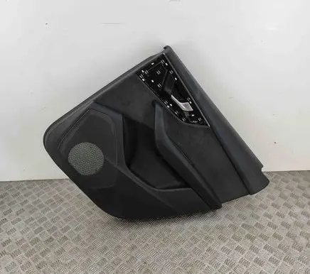 Audi Q7 4M Rear door card panel trim 4M0867304C