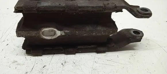 Volvo S80 Engine mount bracket 8G9N6P082BA XG2598