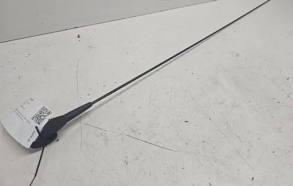 Peugeot 107 Radio antenna 6561EA