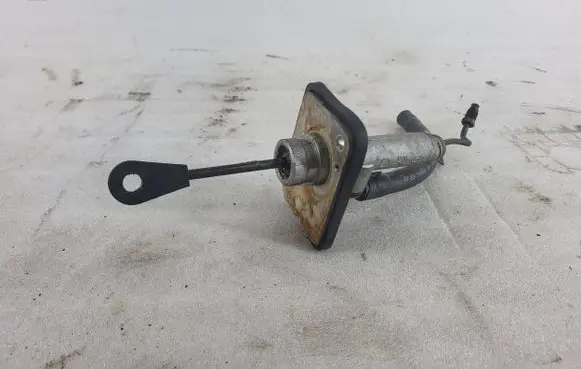 KIA Ceed Clutch master cylinder 74096