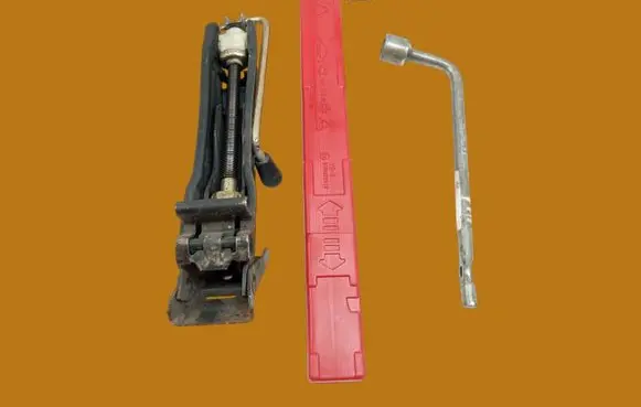 Volkswagen Vento Lift Jack 1H0011031