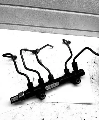 Ford Fiesta Fuel main line pipe 9685297580