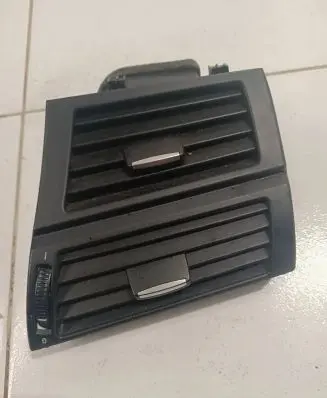BMW X6 E71 Dashboard side air vent grill/cover trim 7161804 773201 01178000