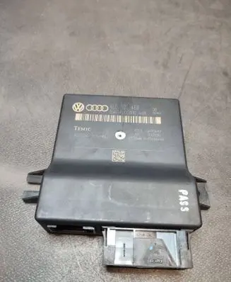 Audi Q7 4L Gateway control module 4L0907468