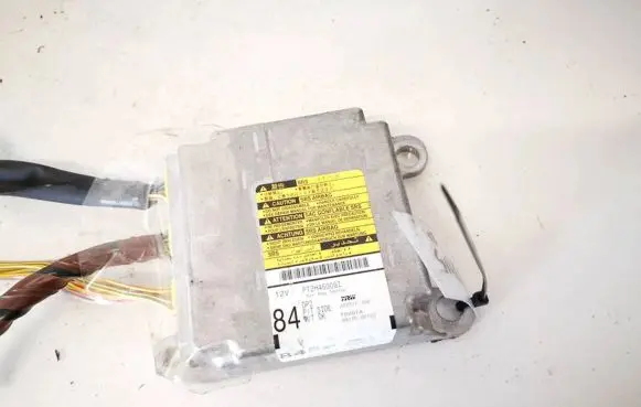 Toyota Avensis T250 Airbag control unit/module 8917005122 89170-05122