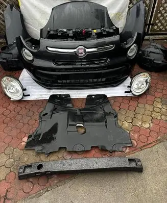 Fiat 500L Front piece kit 
