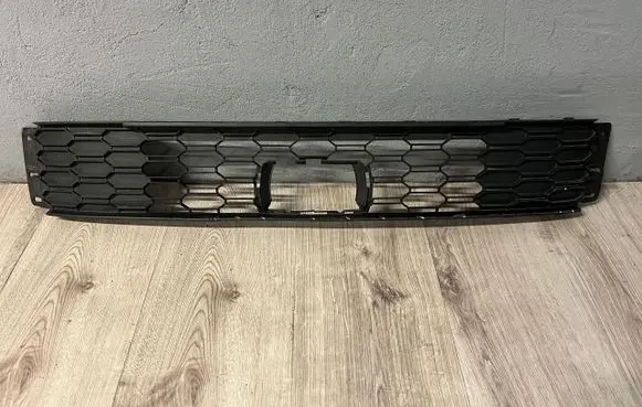 Skoda Fabia Mk3 (NJ) Front bumper lower grill 6V0853677C