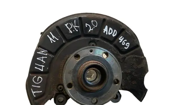 Volkswagen Tiguan Front wheel hub