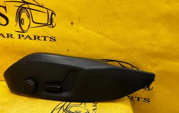 Volvo XC90 Seat control switch 