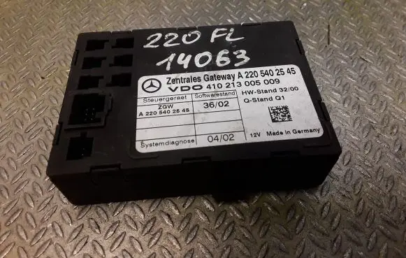 Mercedes-Benz S W220 Gateway control module 2205402545 A2205402545