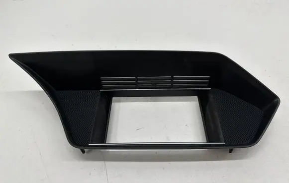 Mercedes-Benz E W212 Radio/GPS head unit trim A2126801236
