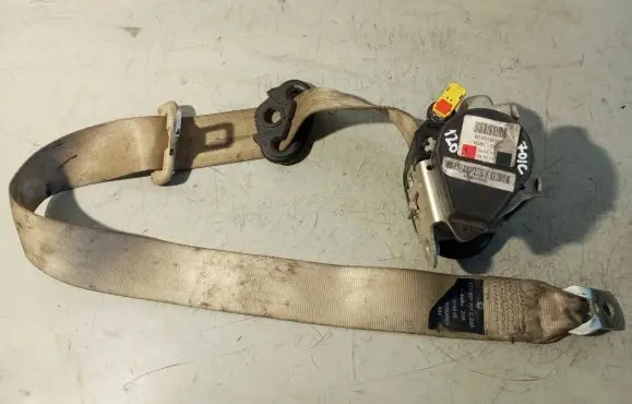 Skoda Octavia Mk2 (1Z) Front seatbelt 1Z0857701C 616016500