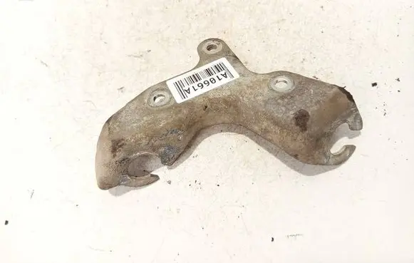 Engine mounting bracket