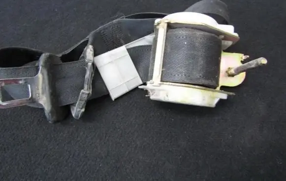 Opel Vectra B Front seatbelt 16099676