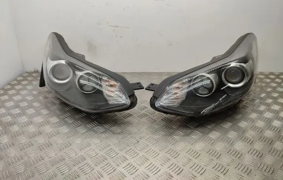 KIA Sportage Headlights/headlamps set 92101F1110 92101F1130 92102F1110