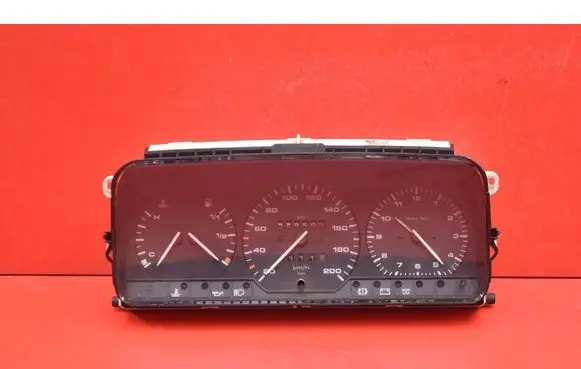 Speedometer (instrument cluster)